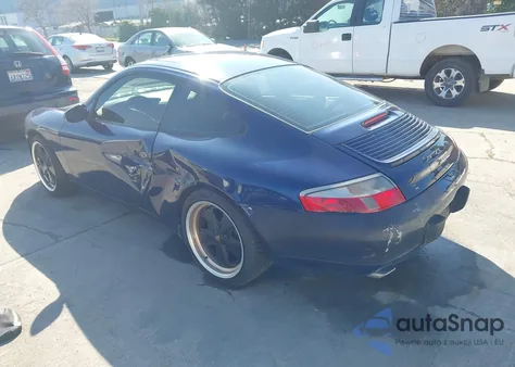 2001 Porsche 911 Carrera 2/Carrera 4 z USA, uszkodzony, nr VIN WP0AA29981S620342